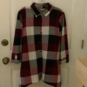 Plaid Button-Up Shirt in Red and Black